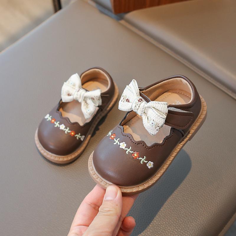 Sweet Style Baby Girls Leather Shoes Children Kids Love Bow Princess Shoes Soft Sole Anti Slip Lightweight Infant Toddler Shoes 23
Sweet Style Baby Girls Leather Shoes Children Kids Love Bow Princess Shoes Soft Sole Anti Slip Lightweight Infant Toddler Shoes 23