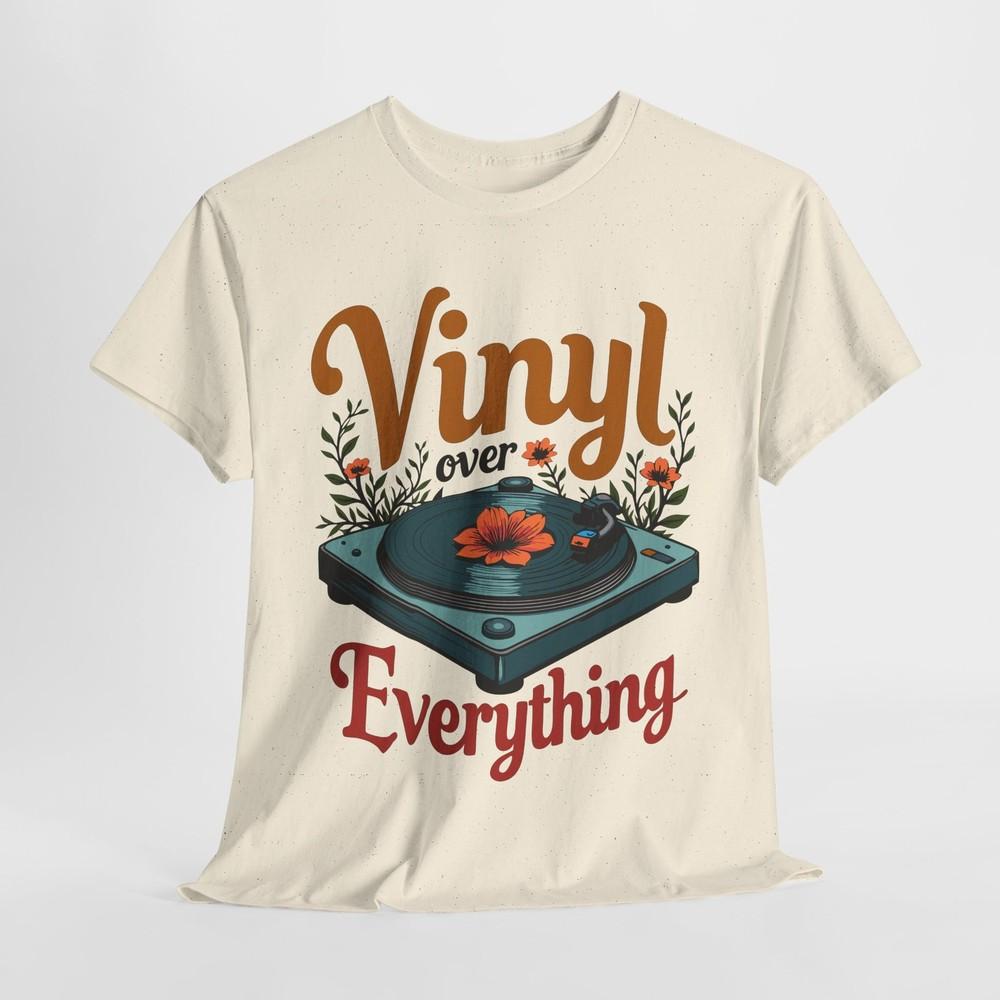 Vinyl Dreams Tee – Perfect Retro Shirt for Music Lovers and Record Collectors Tshirt M
Vinyl Dreams Tee – Perfect Retro Shirt for Music Lovers and Record Collectors Tshirt M