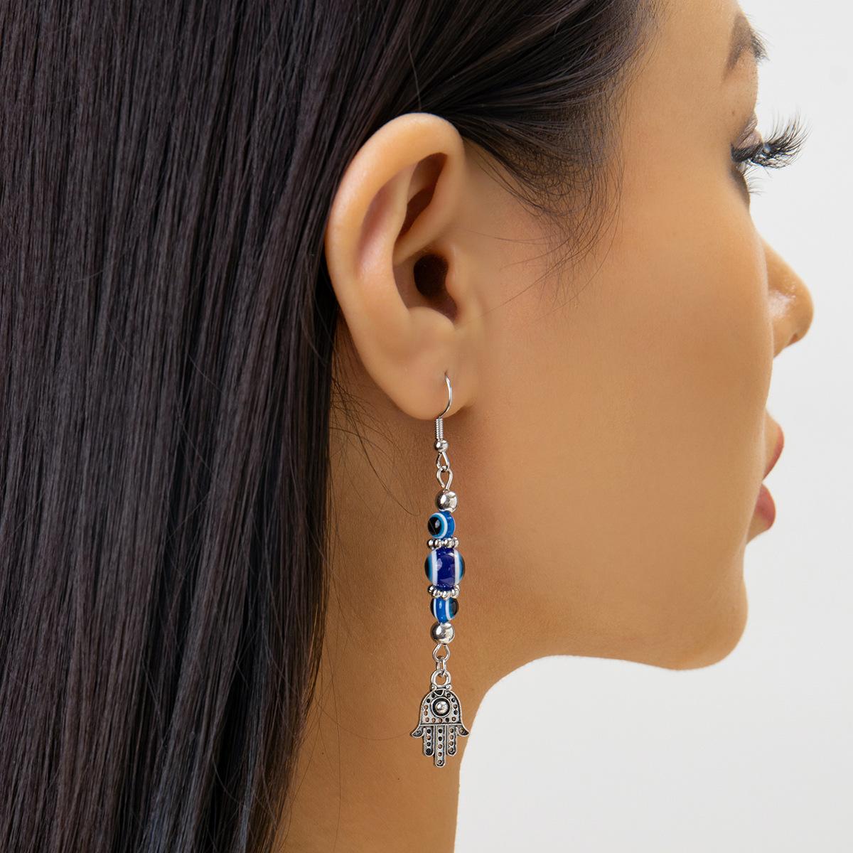 Accessories, simple beaded punk long earrings for women, retro ethnic bergamot eyes, fringed earrings.
Accessories, simple beaded punk long earrings for women, retro ethnic bergamot eyes, fringed earrings.