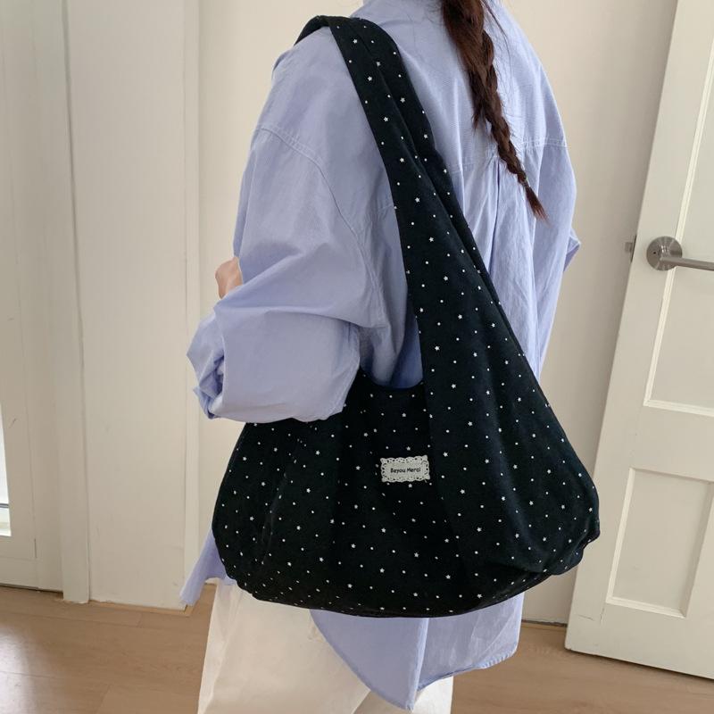 Polka dot canvas tote bag new large-capacity casual versatile commuter women s portable shoulder bag bag
Polka dot canvas tote bag new large-capacity casual versatile commuter women s portable shoulder bag bag