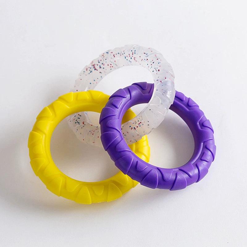 Игрушка для жевания собак TPR, чистка зубов, игрушки для домашних животных для маленьких, средних и больших собак, интерактивная игрушка для собак с 3 кольцами, устойчивая к укусам, товары для животных
Игрушка для жевания собак TPR, чистка зубов, игрушки для домашних животных для маленьких, средних и больших собак, интерактивная игрушка для собак с 3 кольцами, устойчивая к укусам, товары для животных