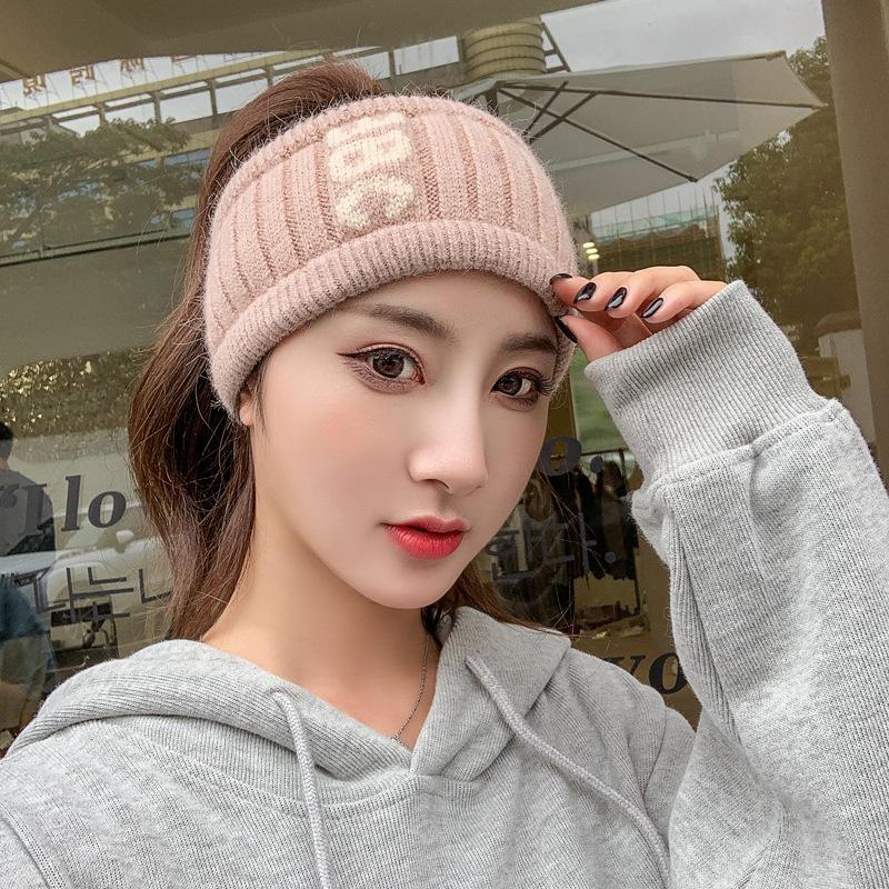 Korean Style Winter Knitted Wool Hat for Women Japanese Sports Bag Head Hat Empty Top Ponytail Hat Headband Pullover Hat One Size
Korean Style Winter Knitted Wool Hat for Women Japanese Sports Bag Head Hat Empty Top Ponytail Hat Headband Pullover Hat One Size