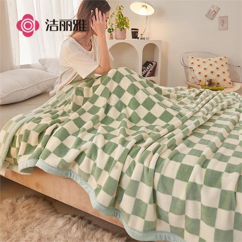 Grace Class A Thick Flannel Quilted Blanket
Grace Class A Thick Flannel Quilted Blanket