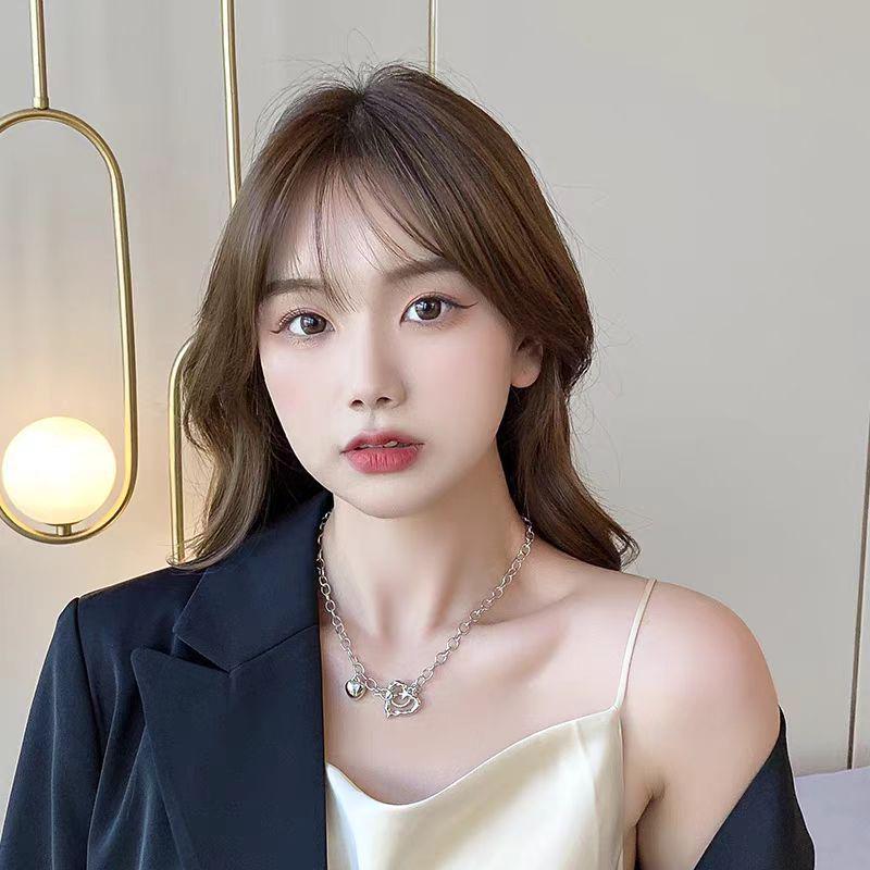 Trendy Women s Love Necklace: Hip Hop, Sweet, Cool, European & American Style Clavicle Chain
Trendy Women s Love Necklace: Hip Hop, Sweet, Cool, European & American Style Clavicle Chain