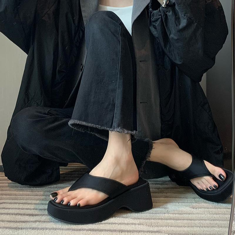 Slippers suitable for work 2025 new summer heel flip-flops women s thick-soled sandals 40
Slippers suitable for work 2025 new summer heel flip-flops women s thick-soled sandals 40