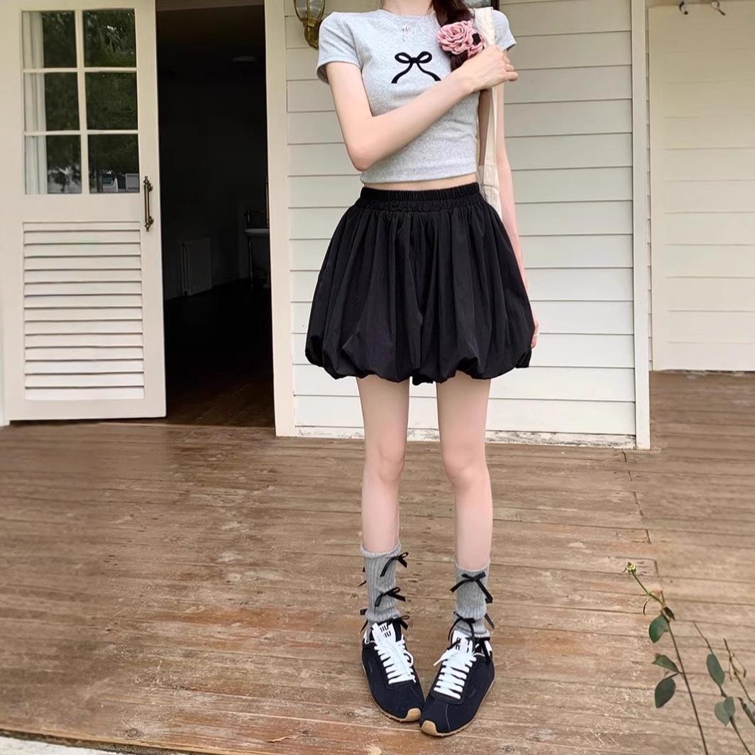 Women s High Waist Black Culotte Skirt, Summer 2024 Collection - Small Size, Slimming & Draped 3XL
Women s High Waist Black Culotte Skirt, Summer 2024 Collection - Small Size, Slimming & Draped 3XL