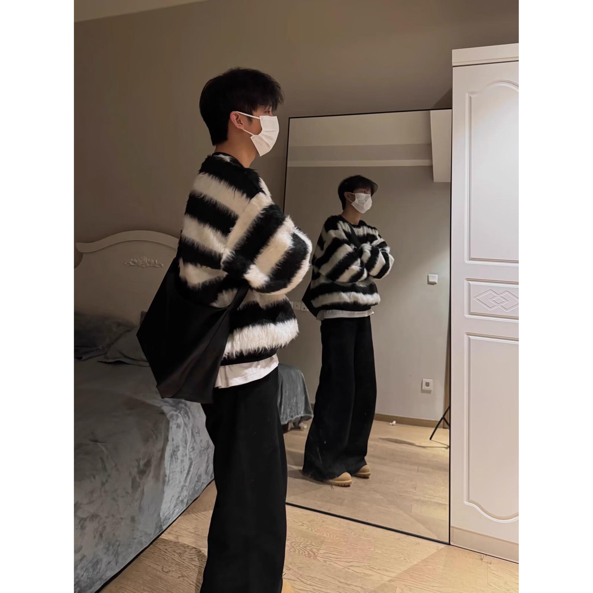 Elegant Japanese-Style Trendy Long-Sleeve Harajuku Sweater 2XL
Elegant Japanese-Style Trendy Long-Sleeve Harajuku Sweater 2XL
