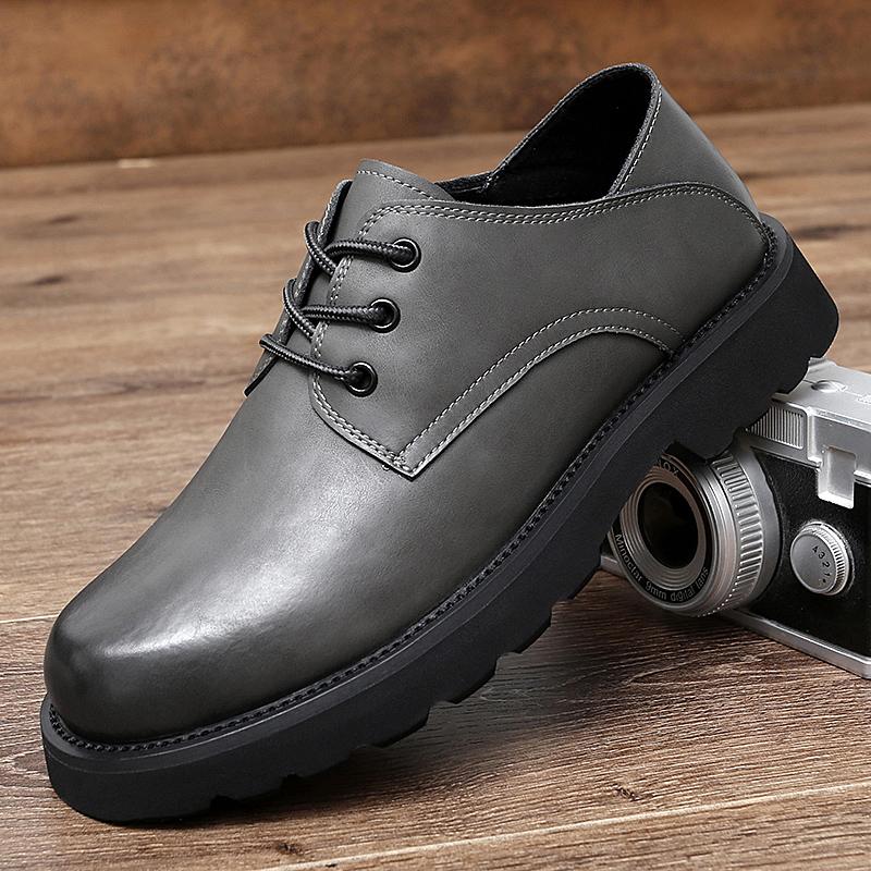 Весенние новые мужские модные нескользящие рабочие туфли на толстой подошве, повседневная классическая серо-черная кожаная обувь со шнуровкой и большим носком 44 серый
Весенние новые мужские модные нескользящие рабочие туфли на толстой подошве, повседневная классическая серо-черная кожаная обувь со шнуровкой и большим носком 44 серый