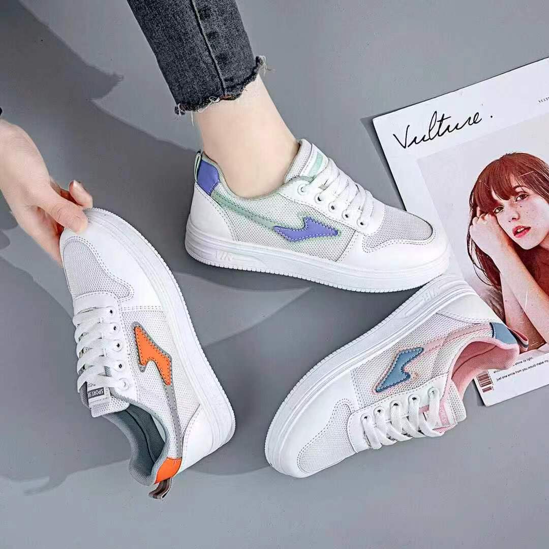 Customized little white shoes women s spring and summer new versatile Korean version student breathable platform casual white shoes board sho 35
Customized little white shoes women s spring and summer new versatile Korean version student breathable platform casual white shoes board sho 35