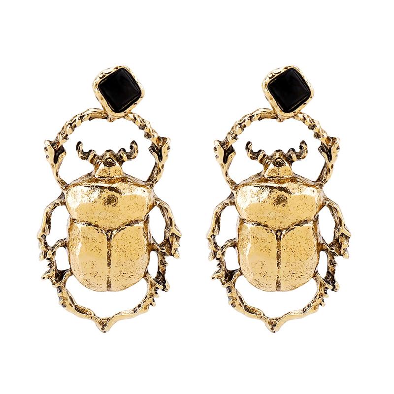 3pcs Trendy Mixed And Layered Style, New Exaggerated Design Retro Fish Shell Bug Pendant Women s Necklace Set Daily Party Gift
3pcs Trendy Mixed And Layered Style, New Exaggerated Design Retro Fish Shell Bug Pendant Women s Necklace Set Daily Party Gift
