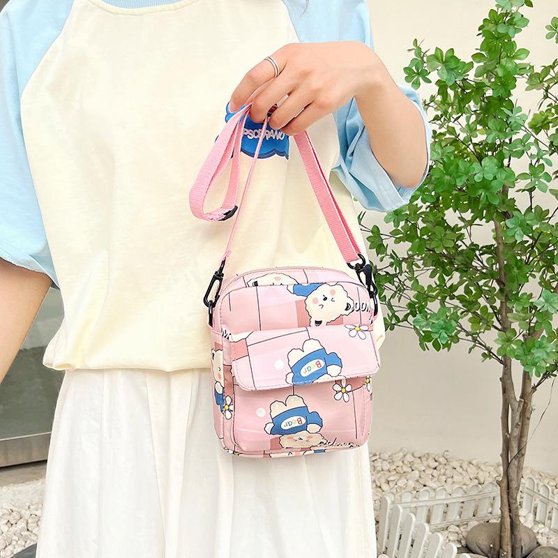 Soft sister cartoon bag female college style student class bag cartoon small square bag lightweight shoulder messenger bag розовый
Soft sister cartoon bag female college style student class bag cartoon small square bag lightweight shoulder messenger bag розовый
