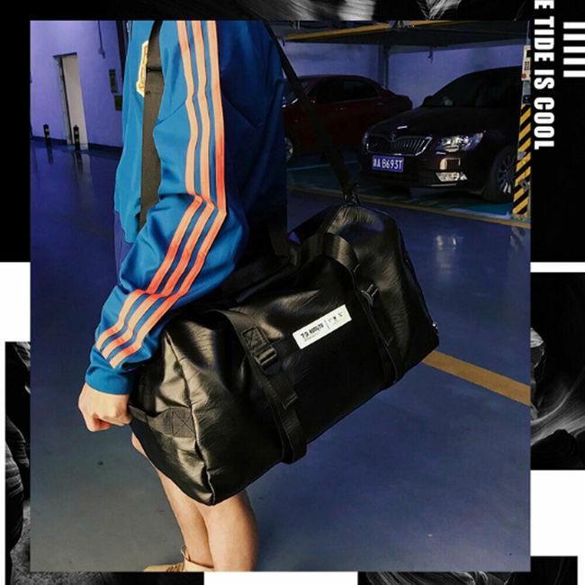 Большая спортивная сумка для тренировок с обувным отделением
Большая спортивная сумка для тренировок с обувным отделением