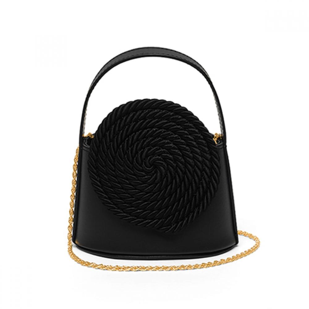 Міні-сумка-тоут на ланцюжку Destree Gunther Passmantie 23w1gun03101xs 23W1GUN03101XS
Міні-сумка-тоут на ланцюжку Destree Gunther Passmantie 23w1gun03101xs 23W1GUN03101XS