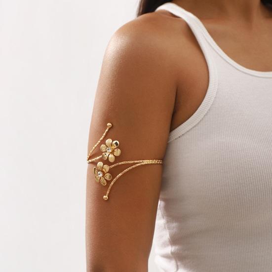 Yousheng Open Arm Bracelet Adjustable Hollow Out Solid Color Flower Leaf Entangled Decor Anti-slip Lady Prom Party Cosplay Performance Jewelry
Yousheng Open Arm Bracelet Adjustable Hollow Out Solid Color Flower Leaf Entangled Decor Anti-slip Lady Prom Party Cosplay Performance Jewelry
