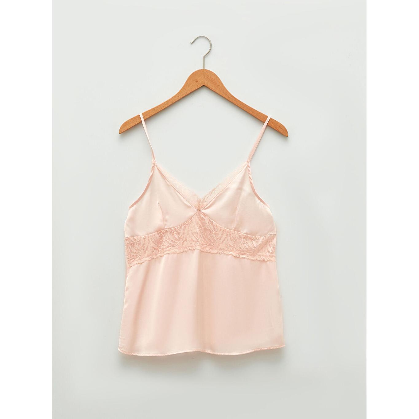 LCW DREAM Сатиновый женский пижамный топ с v-образным вырезом и кружевным ремешком розовый
LCW DREAM Сатиновый женский пижамный топ с v-образным вырезом и кружевным ремешком розовый