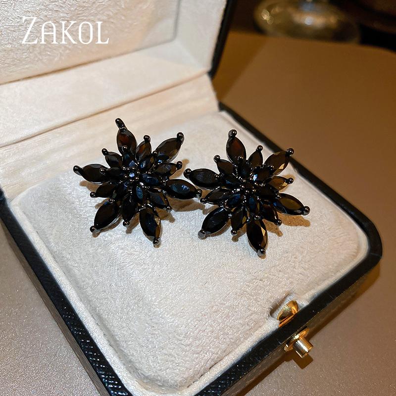 ZAKOL Korea Fashion Black Zircon Flower Stud Earrings for Women Shiny Wedding Party Jewelry 2023 New
ZAKOL Korea Fashion Black Zircon Flower Stud Earrings for Women Shiny Wedding Party Jewelry 2023 New
