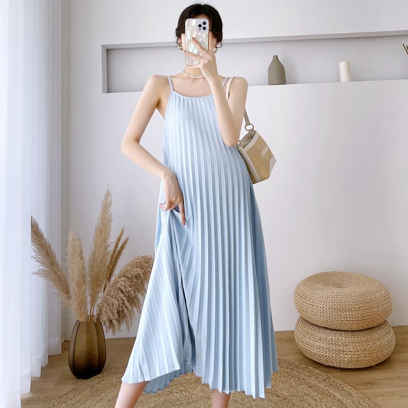 Trendy Pleated Maternity Two-Piece Dress, Plus Size, Summer Style XL
Trendy Pleated Maternity Two-Piece Dress, Plus Size, Summer Style XL