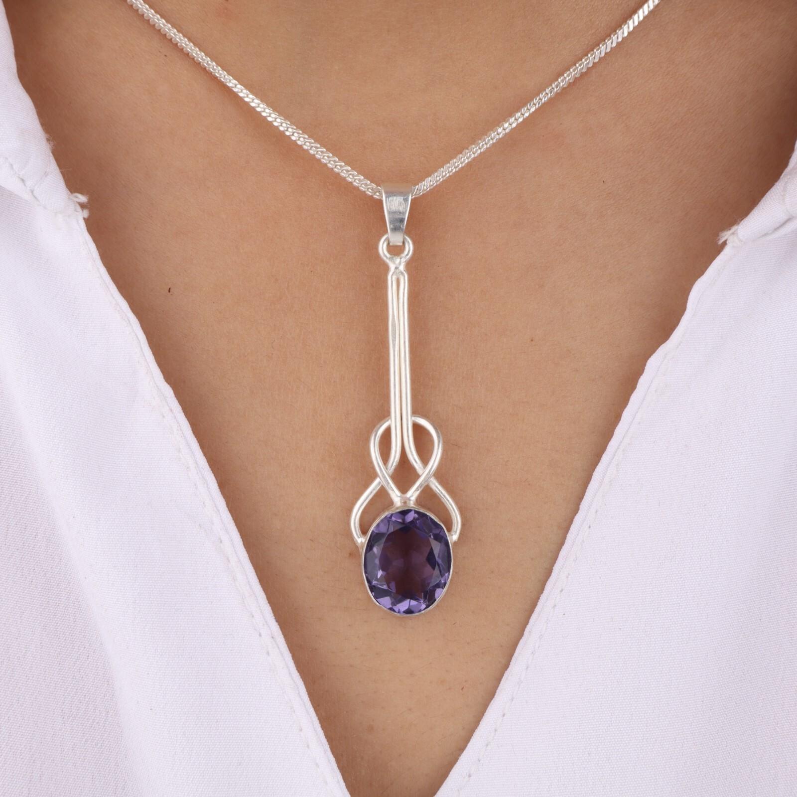 Iolite Gemstone 925 Sterling Silver Jewelry Handmade Pendant 1.79 Gift For Her PP-60-4
Iolite Gemstone 925 Sterling Silver Jewelry Handmade Pendant 1.79 Gift For Her PP-60-4