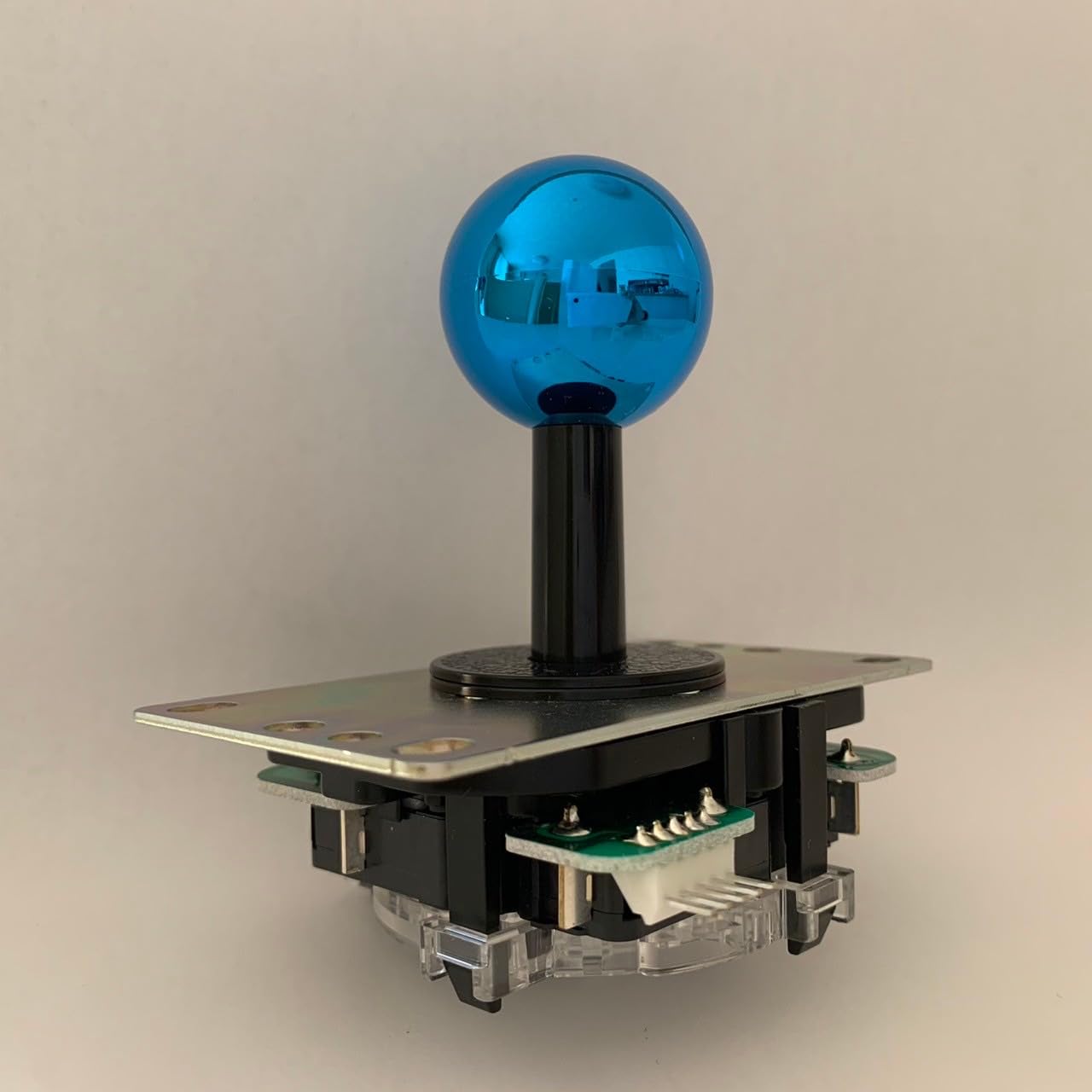 Важіль джойстика Sanwa Electronics Board, металево-синя плоска залізна пластина з кришкою вала JLX-TP-8YT-SK-JB
Важіль джойстика Sanwa Electronics Board, металево-синя плоска залізна пластина з кришкою вала JLX-TP-8YT-SK-JB