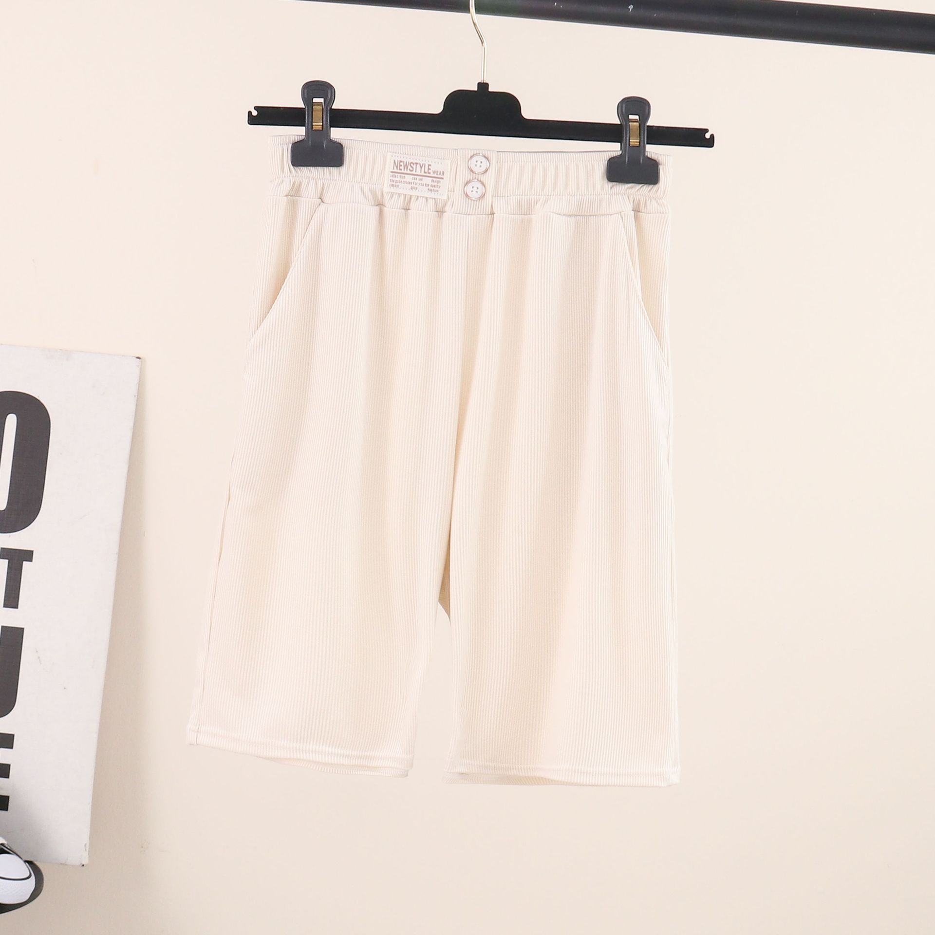 Shorts Women s Summer Loose New Drape High Waist Thin Thin Casual Wide Leg Five-point Pants XL рожевий
Shorts Women s Summer Loose New Drape High Waist Thin Thin Casual Wide Leg Five-point Pants XL рожевий