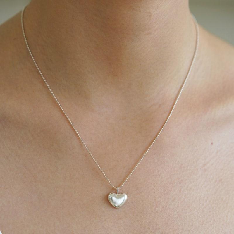 meumdal Heart necklace (engraved with initials) basic
meumdal Heart necklace (engraved with initials) basic