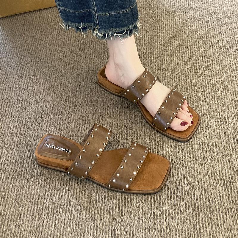 Boutique bag head high-heeled sandals, please bring Mary Jane flats slippers. 35
Boutique bag head high-heeled sandals, please bring Mary Jane flats slippers. 35