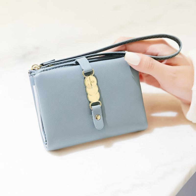 Small wallet women s new soft leather fashion wallet women s folding change bag versatile short wallet абрикосовий
Small wallet women s new soft leather fashion wallet women s folding change bag versatile short wallet абрикосовий