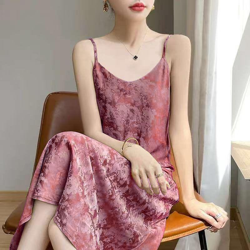 Autumn 2026 Slimming Tummy-Concealing Mid-Length Vest Dress for Women 2XL (120-135 cm)
Autumn 2026 Slimming Tummy-Concealing Mid-Length Vest Dress for Women 2XL (120-135 cm)