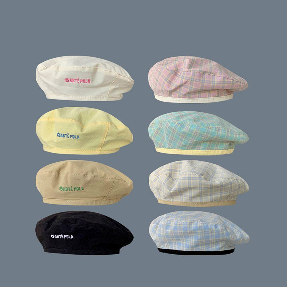 Plaid Painter Hat Student Octagonal Flat Caps Korean Style Hat Double-sided Beret Women Beanie Hat
Plaid Painter Hat Student Octagonal Flat Caps Korean Style Hat Double-sided Beret Women Beanie Hat