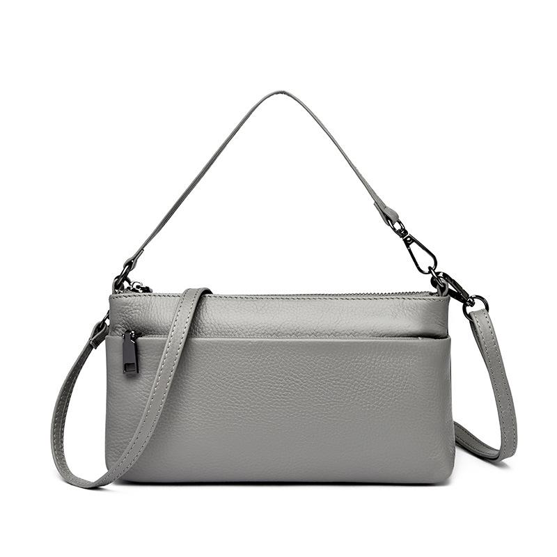 Leather women s bag fashion casual large capacity bucket bag first layer cowhide shoulder messenger bag сірий колір
Leather women s bag fashion casual large capacity bucket bag first layer cowhide shoulder messenger bag сірий колір