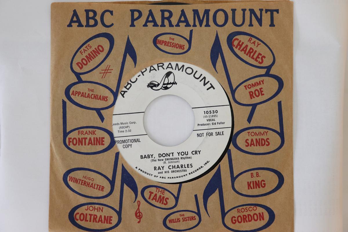 7inch Record RAY CHARLES Baby Dont You Cry The New Swingo 10530PROMO ABCPARAMOUNT 1964 US SoulFunk Used
7inch Record RAY CHARLES Baby Dont You Cry The New Swingo 10530PROMO ABCPARAMOUNT 1964 US SoulFunk Used