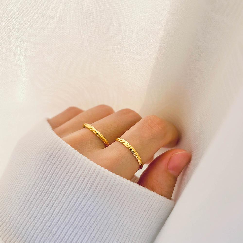 Korean Titanium Steel Faceted Pinky Ring - Simple, Creative Jewelry for Women Size 6 золотой
Korean Titanium Steel Faceted Pinky Ring - Simple, Creative Jewelry for Women Size 6 золотой
