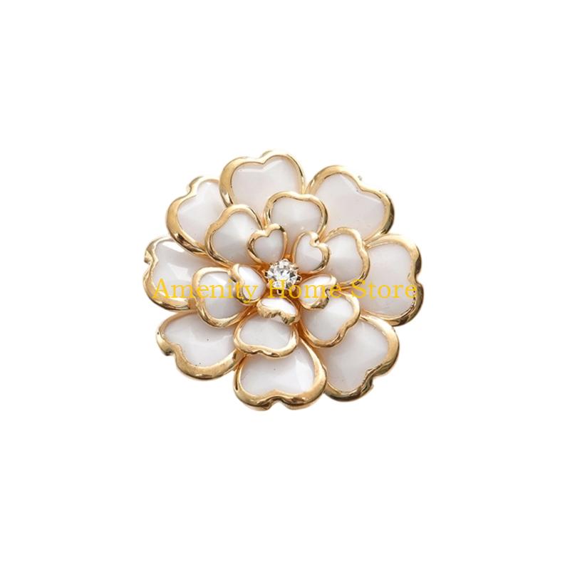 F26C Decorative Shirt Button Covers Rhinestones Flower Cufflinks Clip For Shirt Jackets Dress Costume Uniform Decoration білий
F26C Decorative Shirt Button Covers Rhinestones Flower Cufflinks Clip For Shirt Jackets Dress Costume Uniform Decoration білий