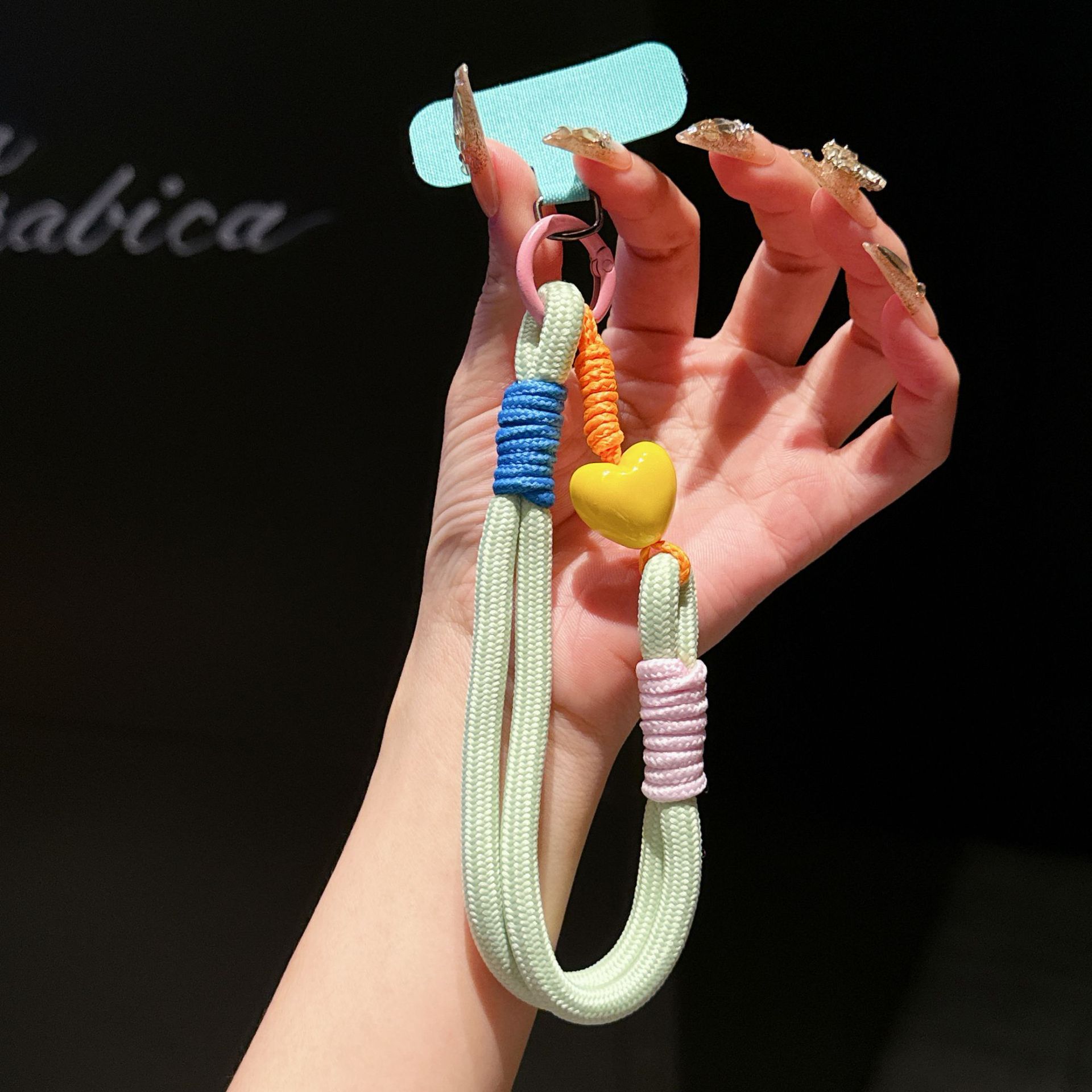 Trendy Dopamine Girly Heart Charm - Rainbow Patchwork Short Wristband, Sturdy Anti-Lost Clip-On Phone Lanyard Universal
Trendy Dopamine Girly Heart Charm - Rainbow Patchwork Short Wristband, Sturdy Anti-Lost Clip-On Phone Lanyard Universal