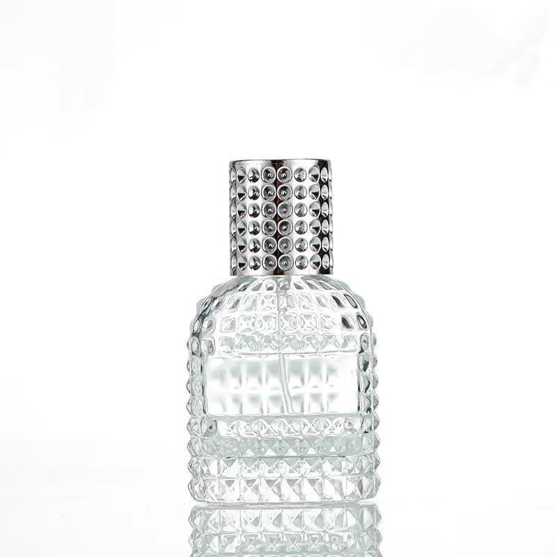 Bayonet Threaded Pineapple Perfume Bottle with Hedgehog Lid - Available in 30ml, 50ml, and 100ml Sizes 30ml
Bayonet Threaded Pineapple Perfume Bottle with Hedgehog Lid - Available in 30ml, 50ml, and 100ml Sizes 30ml