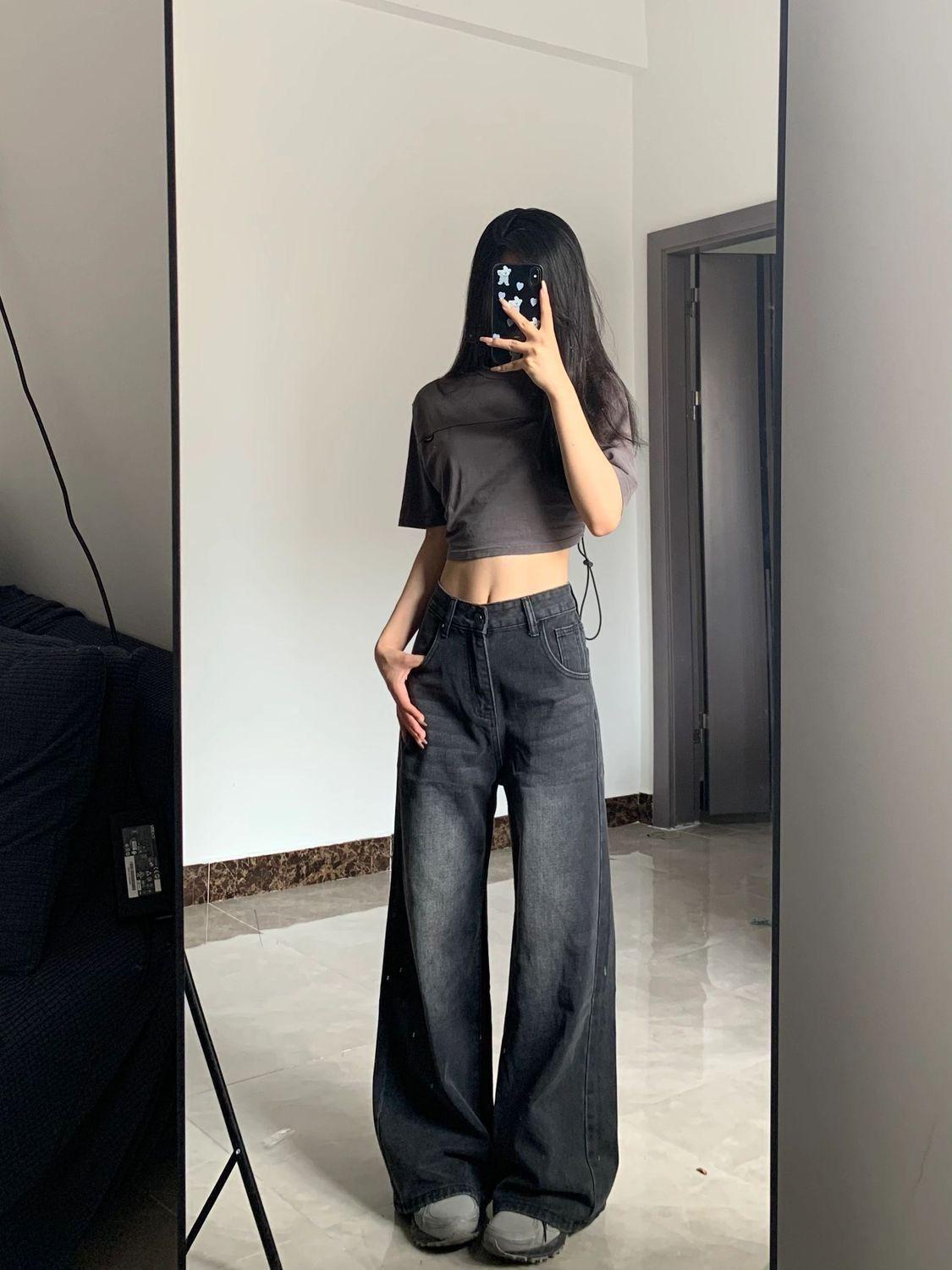 Women s Retro Wide-Leg Low-Rise Jeans - High Street Style, Loose Fit, Autumn 2025 Collection. S темно-серого
Women s Retro Wide-Leg Low-Rise Jeans - High Street Style, Loose Fit, Autumn 2025 Collection. S темно-серого