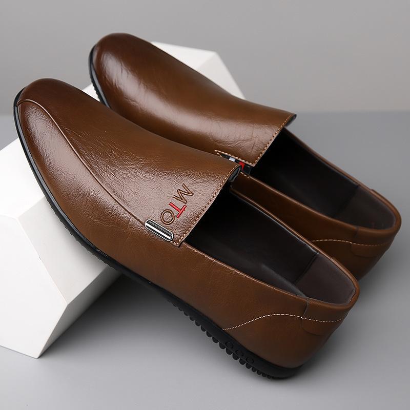 Men s leather shoes 2024 new breathable casual Doudou shoes one-pedal leather shoes soft sole soft surface driving casual men s shoes 39 чёрный
Men s leather shoes 2024 new breathable casual Doudou shoes one-pedal leather shoes soft sole soft surface driving casual men s shoes 39 чёрный