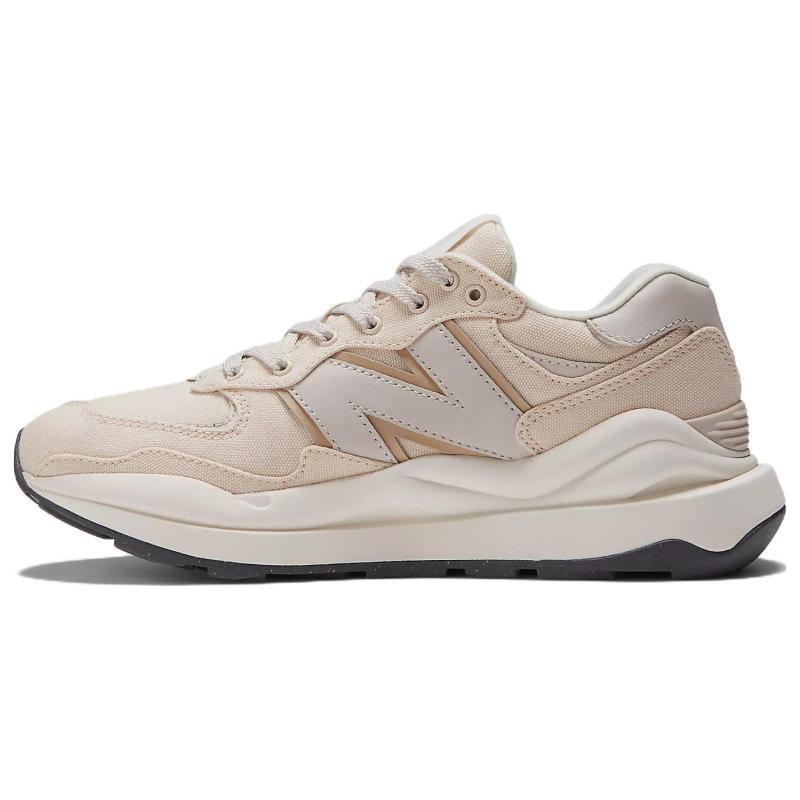 New Balance 57/40 Кроссовки женские W5740PDA цвета морской соли 37
New Balance 57/40 Кроссовки женские W5740PDA цвета морской соли 37