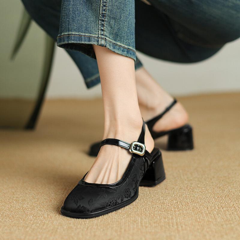 Летние женские сандалии с головкой сумки, повседневные и удобные, на резиновой мягкой подошве, женская обувь больших и маленьких размеров, новые сандалии с пряжкой и открытой пяткой, женские 39 чёрный
Летние женские сандалии с головкой сумки, повседневные и удобные, на резиновой мягкой подошве, женская обувь больших и маленьких размеров, новые сандалии с пряжкой и открытой пяткой, женские 39 чёрный