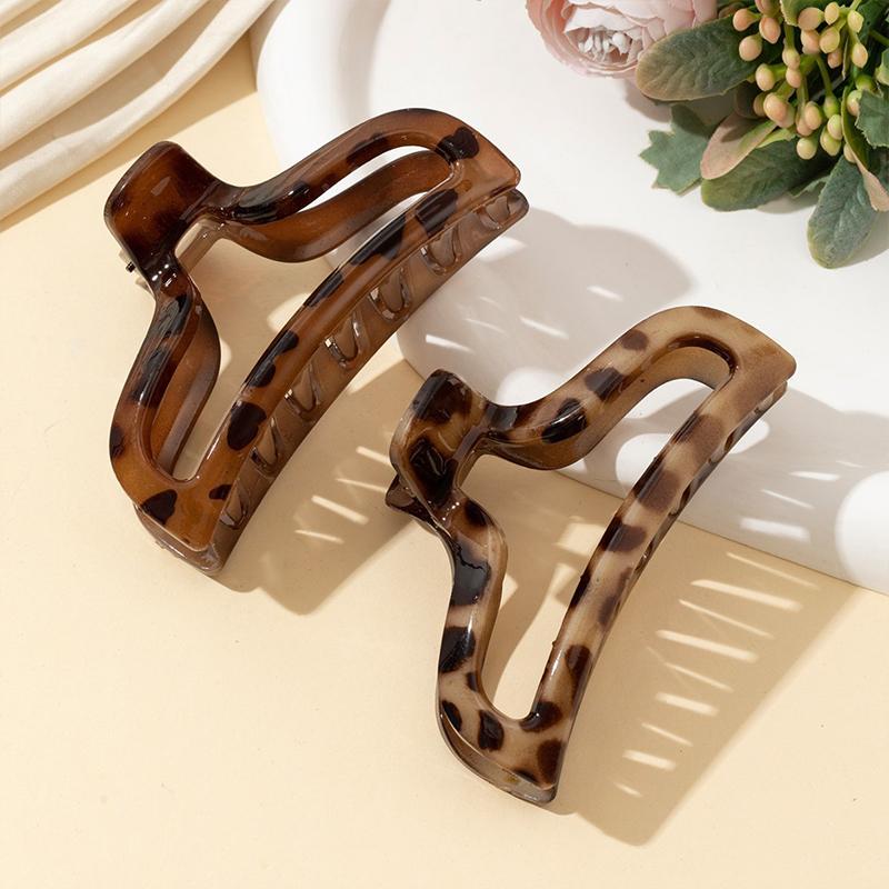 2Pcs Women Hair Accessories Hair Clips for Styling Elegant Leopard Print Hair Claw Clips Rectangular Plastic Shark Clips
2Pcs Women Hair Accessories Hair Clips for Styling Elegant Leopard Print Hair Claw Clips Rectangular Plastic Shark Clips