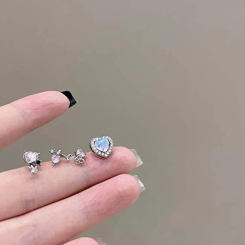 Изысканный и минималистичный набор из четырех предметов, модных и персонализированных женских сережек-пусетов
Изысканный и минималистичный набор из четырех предметов, модных и персонализированных женских сережек-пусетов