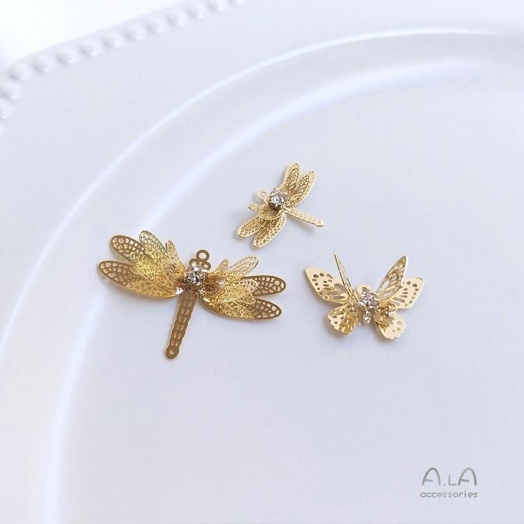 Copper-Plated 14K Gold Butterfly Dragonfly Zircon Pendant for DIY Jewelry & Hairpin Charms
Copper-Plated 14K Gold Butterfly Dragonfly Zircon Pendant for DIY Jewelry & Hairpin Charms