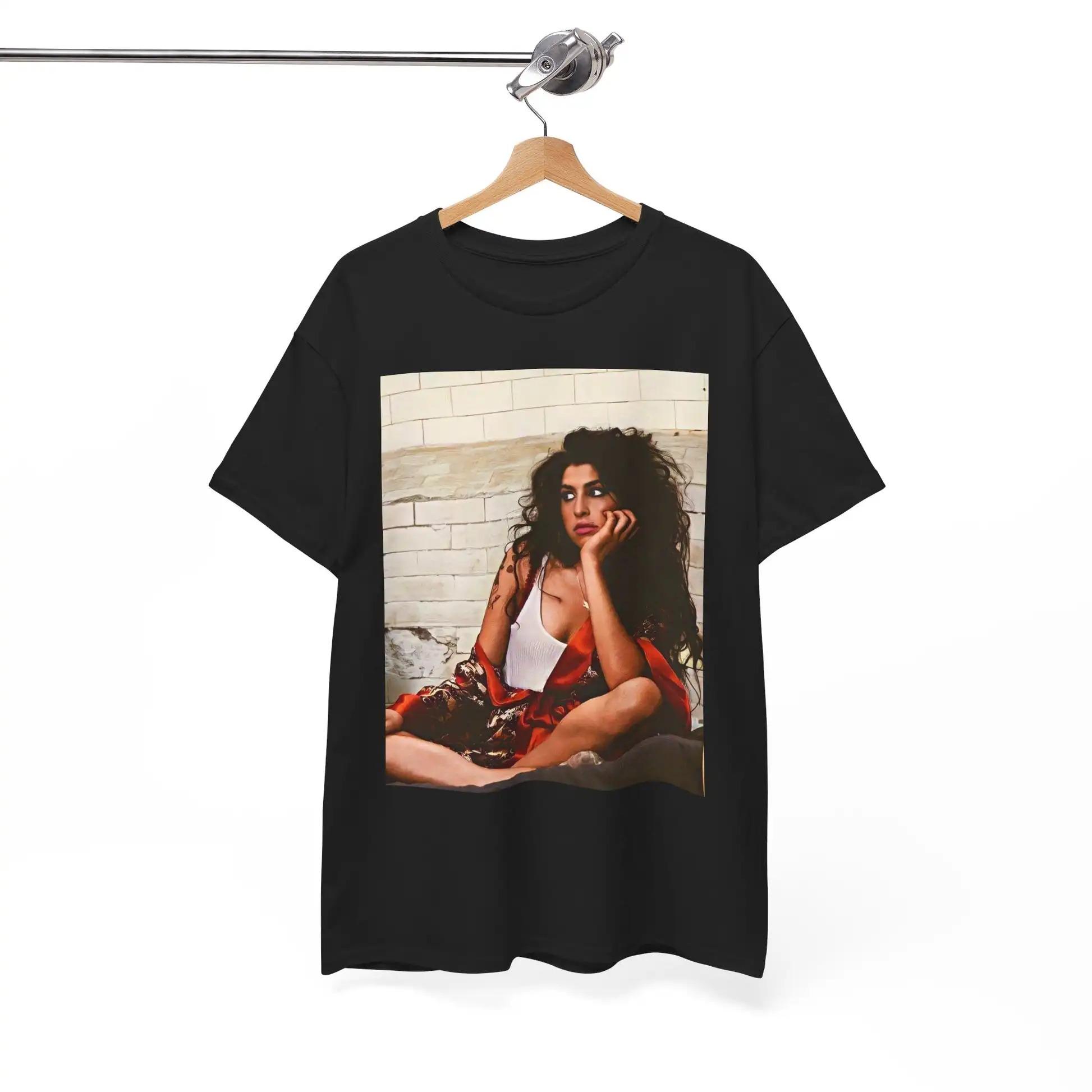 2026 Amy Winehouse T Shirt for Womens Unisexs Clothing Graphic T Shirts New Gifts and Tshirts Cotton Summer Tshirts Fans Gifts 4XL
2026 Amy Winehouse T Shirt for Womens Unisexs Clothing Graphic T Shirts New Gifts and Tshirts Cotton Summer Tshirts Fans Gifts 4XL