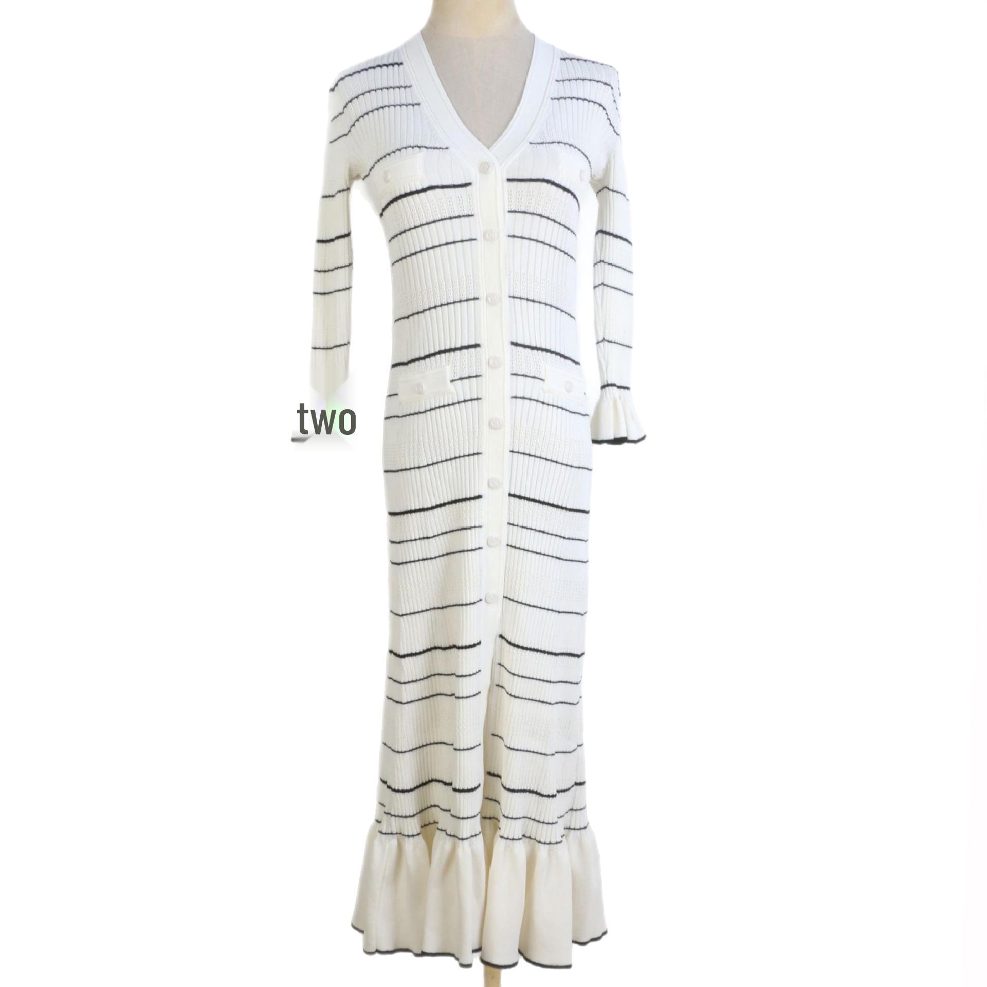 Zhuoya French Socialite V-Neck Stripe Ruffle Hem Elegant Long Dress for Women (2025) Small
Zhuoya French Socialite V-Neck Stripe Ruffle Hem Elegant Long Dress for Women (2025) Small