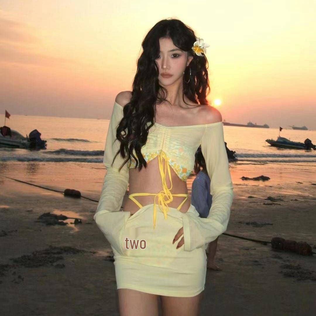 Korean Dongdaemun-Style Four-Piece Swimsuit Set with Tie-Up Bikini, Small Bust Support, and Long-Sleeved Cover-Up for Women M жёлтый
Korean Dongdaemun-Style Four-Piece Swimsuit Set with Tie-Up Bikini, Small Bust Support, and Long-Sleeved Cover-Up for Women M жёлтый
