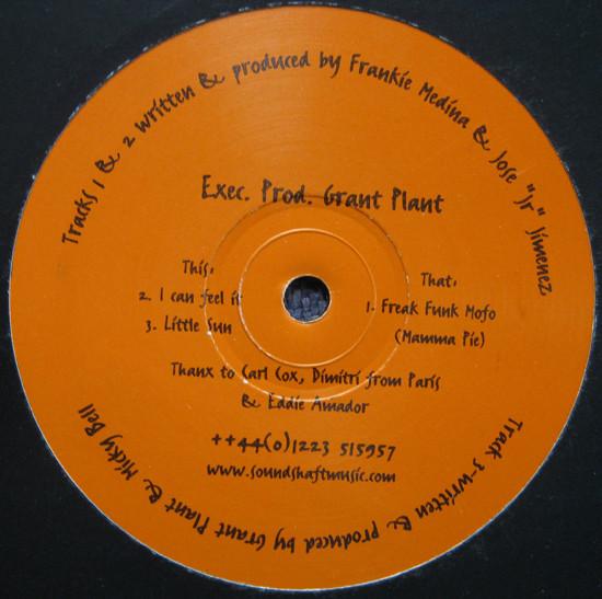 12inch Record FRANKIE MEDINA & JOSE JR JIMENEZ - Untitled MTV003 More Tea Vicar UK Dance & Electronica Used
12inch Record FRANKIE MEDINA & JOSE JR JIMENEZ - Untitled MTV003 More Tea Vicar UK Dance & Electronica Used