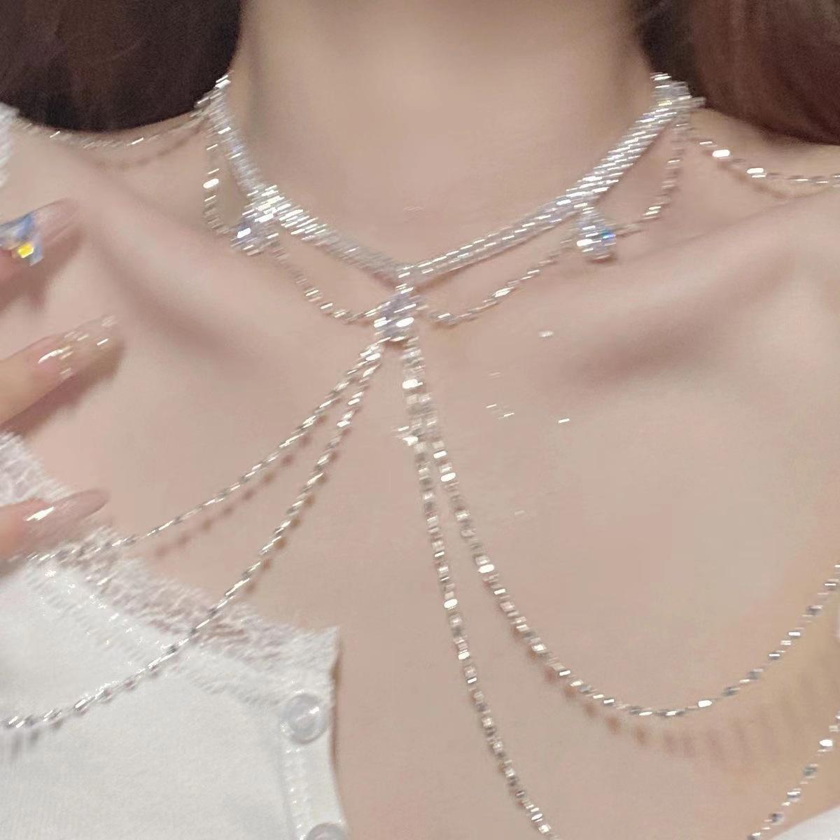 Light Luxury Tassel Shoulder and Chest Chain with Rhinestones - High-End Evening Dress Accessory
Light Luxury Tassel Shoulder and Chest Chain with Rhinestones - High-End Evening Dress Accessory