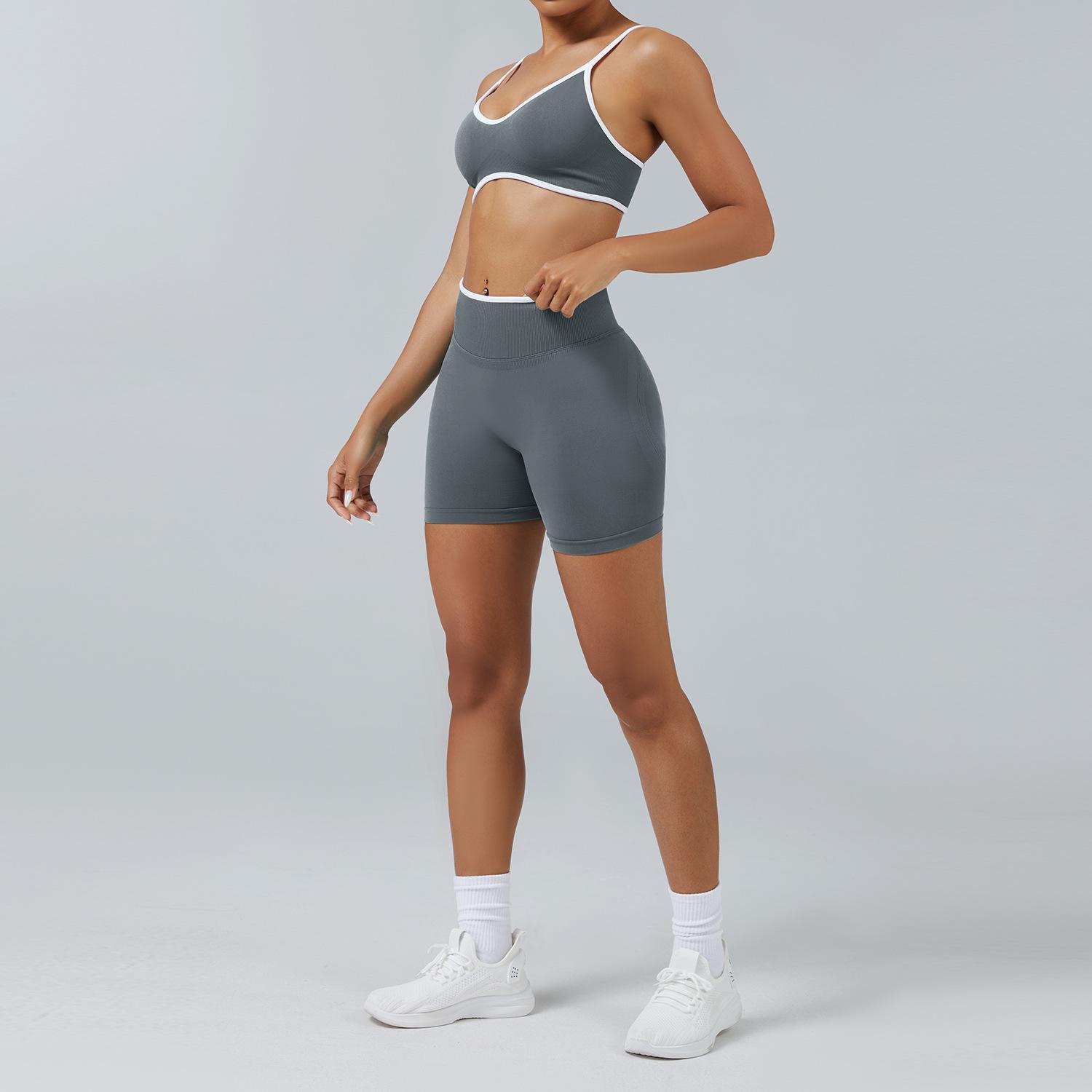 European & American Seamless Yoga Set: Women s Quick-Drying, Beautiful Back Running & Fitness Wear XS
European & American Seamless Yoga Set: Women s Quick-Drying, Beautiful Back Running & Fitness Wear XS