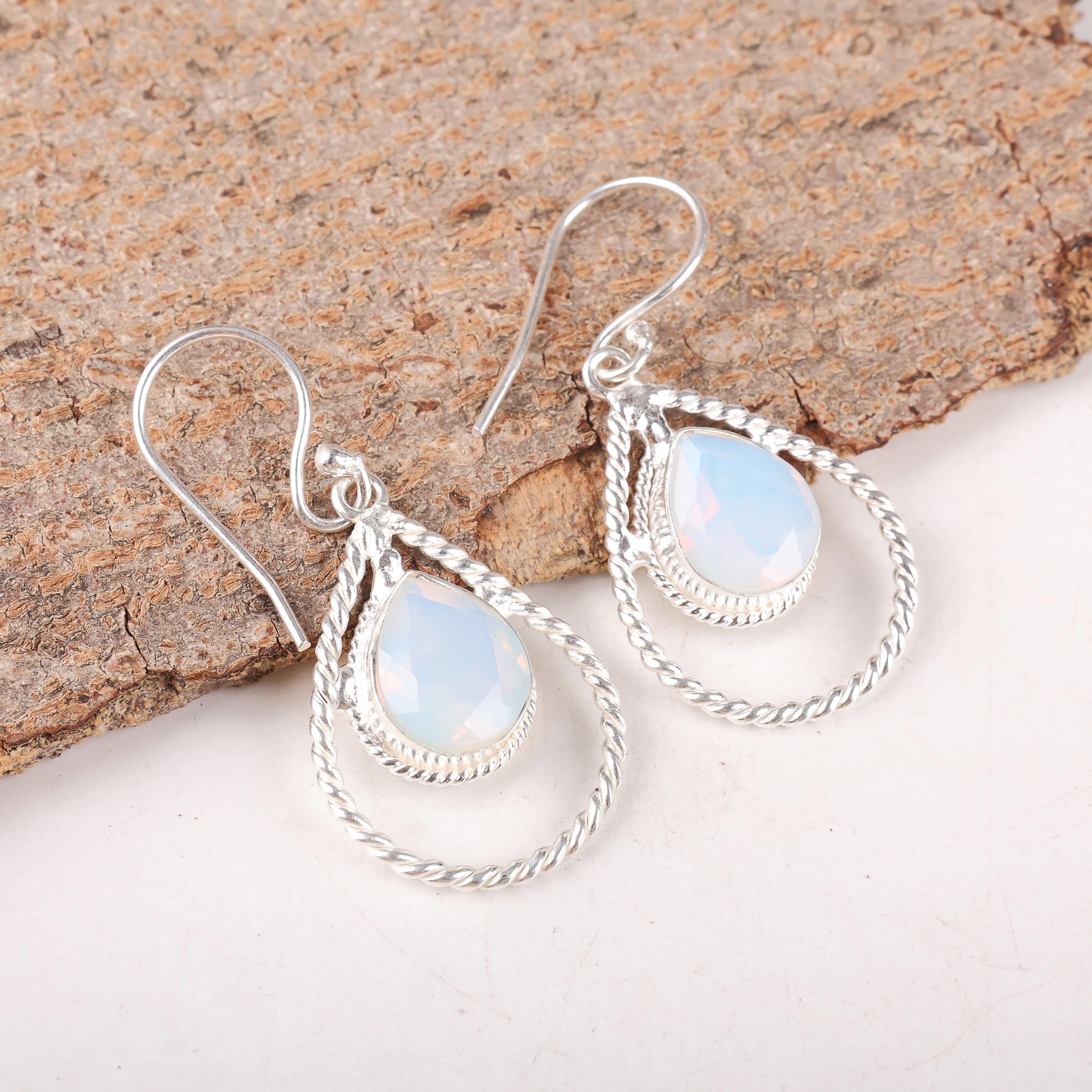 Attractive Milky Opal Gemstone Jewelry, 925 Sterling Silver Earrings, Handmade Balancing Earrings Gift For Grandma 1.70 Inches белый
Attractive Milky Opal Gemstone Jewelry, 925 Sterling Silver Earrings, Handmade Balancing Earrings Gift For Grandma 1.70 Inches белый