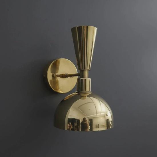 26,67 см Итальянский латунный настенный бра в стиле середины века, современное освещение, подарок, декоративный предмет
26,67 см Итальянский латунный настенный бра в стиле середины века, современное освещение, подарок, декоративный предмет